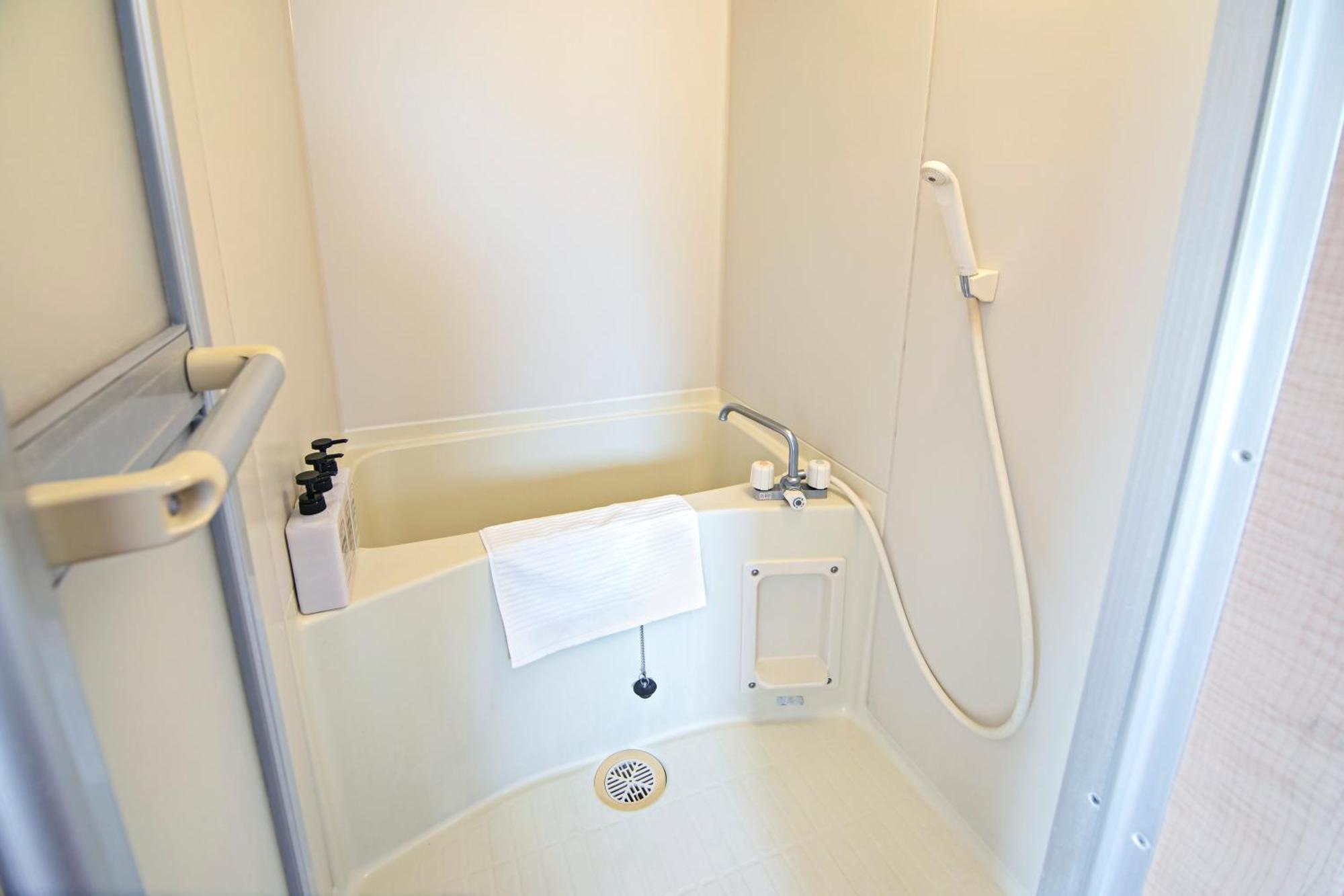 Namba 3 Min Walk From Imamiya Or Daikokucho Station